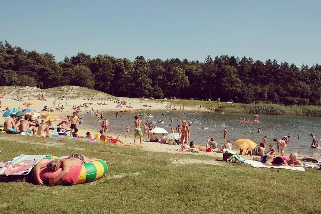 Sfeervol Chalet In Het Bos 宁斯佩特 外观 照片