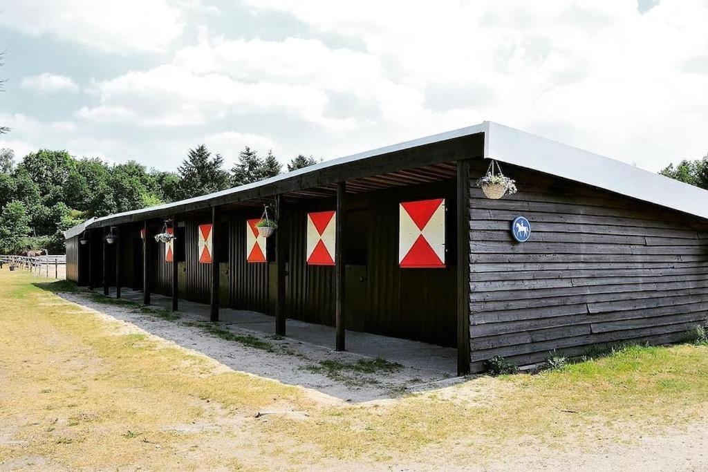 Sfeervol Chalet In Het Bos 宁斯佩特 外观 照片